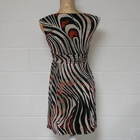 STUDIO i ANIMAL PRINT, MOBWIFE, FAUX WRAP, SOFT, STRETCHY, LINED MINI DRESS - Picture 2 of 7